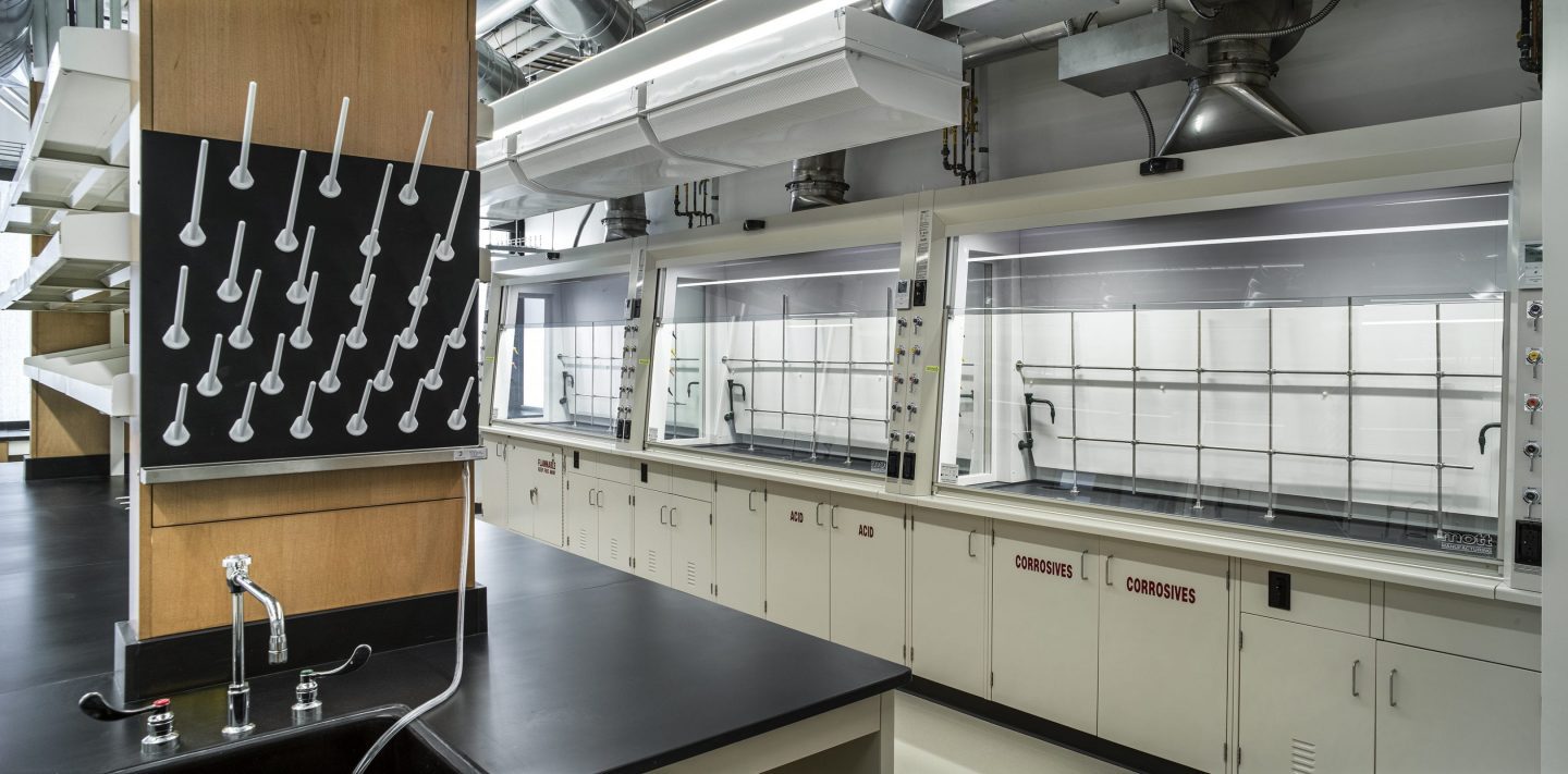 UO | Klamath Hall Synthetic Chemistry and Guillemin Laboratory Renovations slideshow image