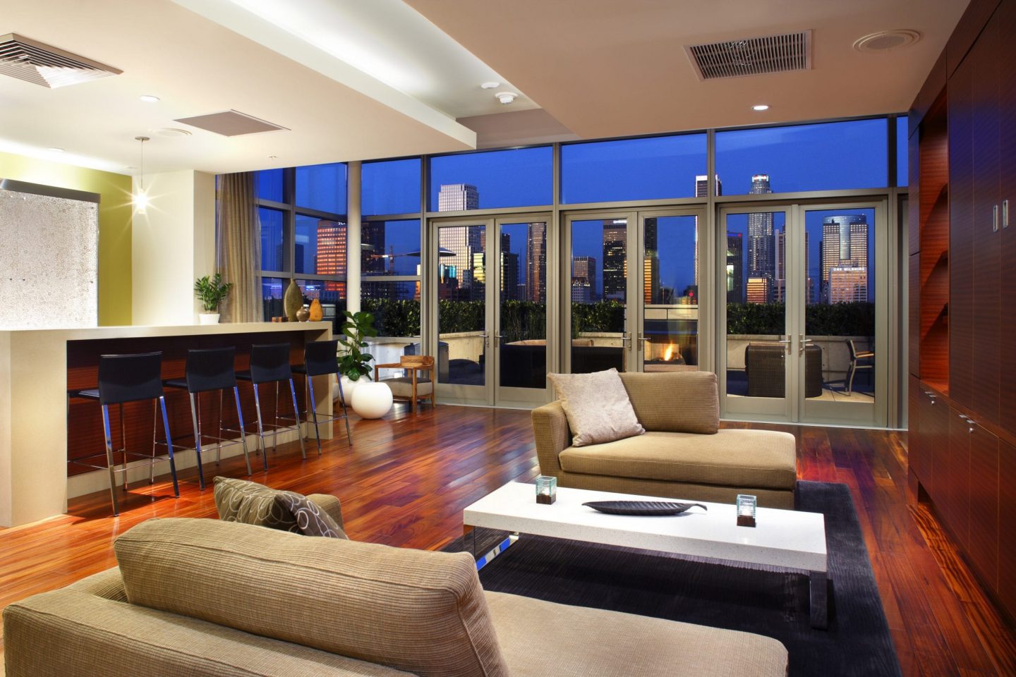 Evo Tower slideshow image