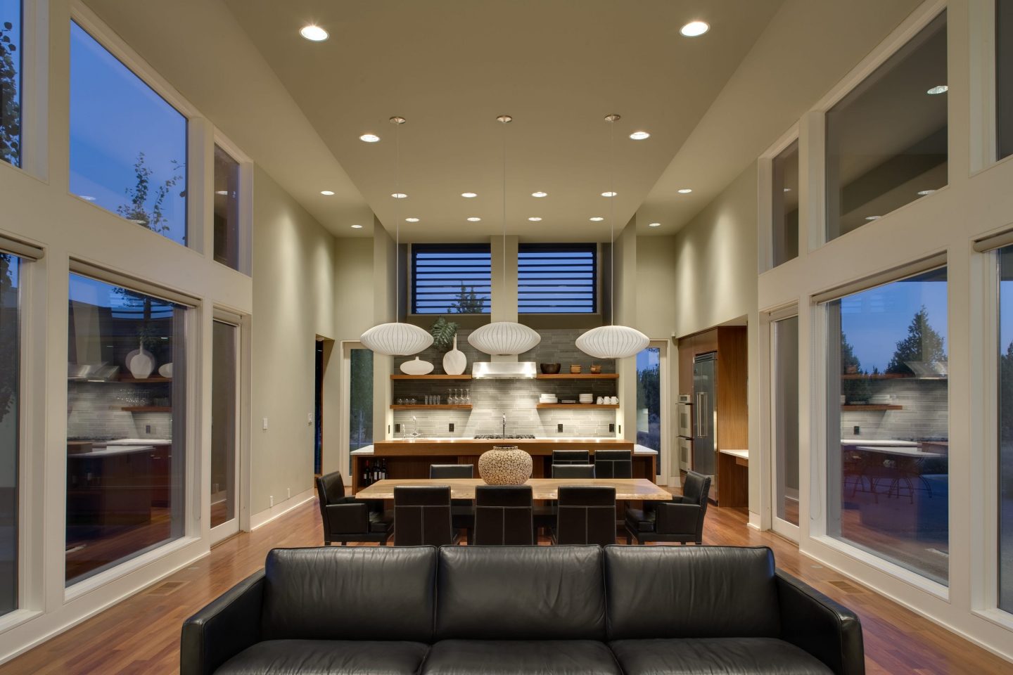 Fadjur Lane Residence slideshow image
