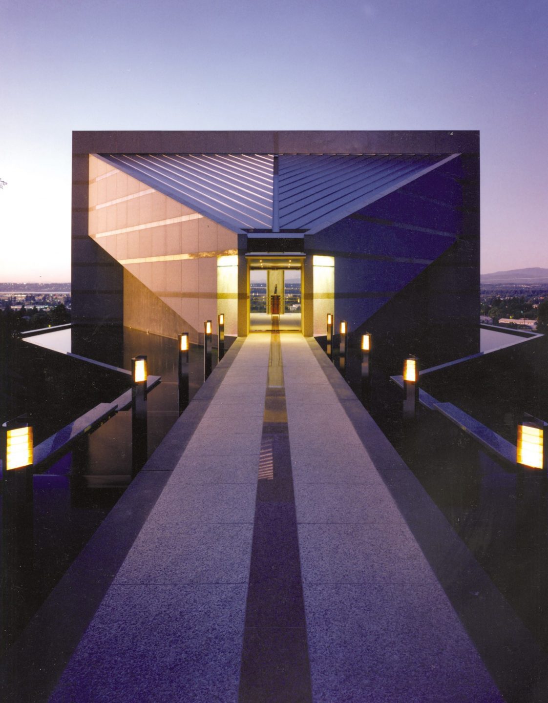 Marilyn Moyer Meditation Chapel slideshow image
