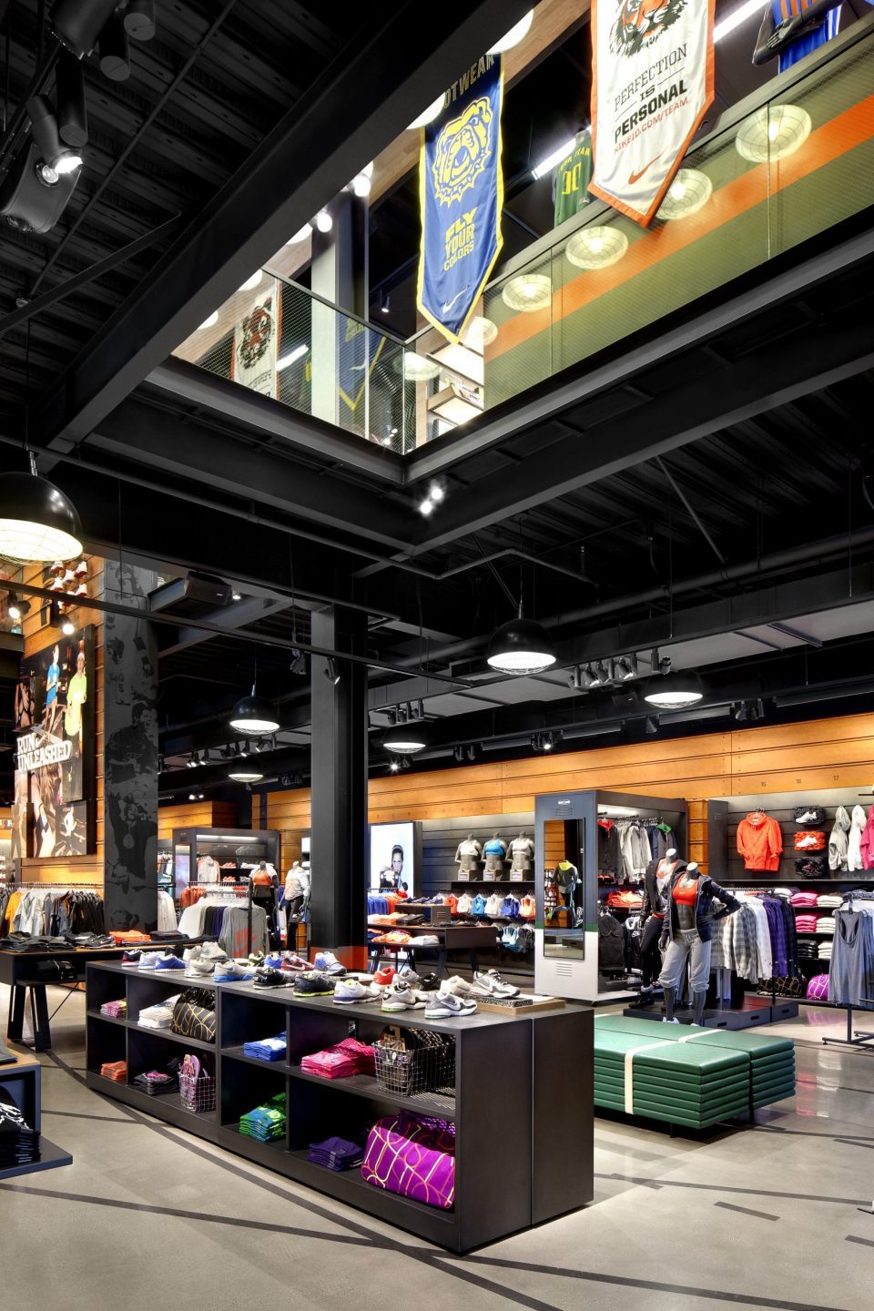 TVA Architects Nike Retail Santa Monica   Nike Retail Santa Monica 06 Scaled 960x1440 