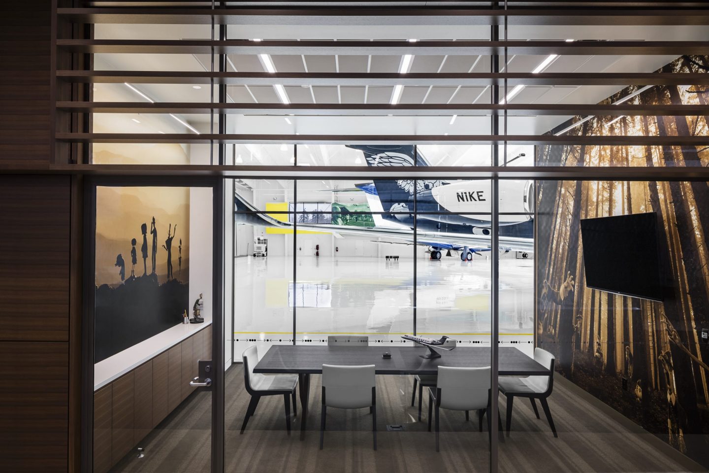 Ochoco Hangar slideshow image