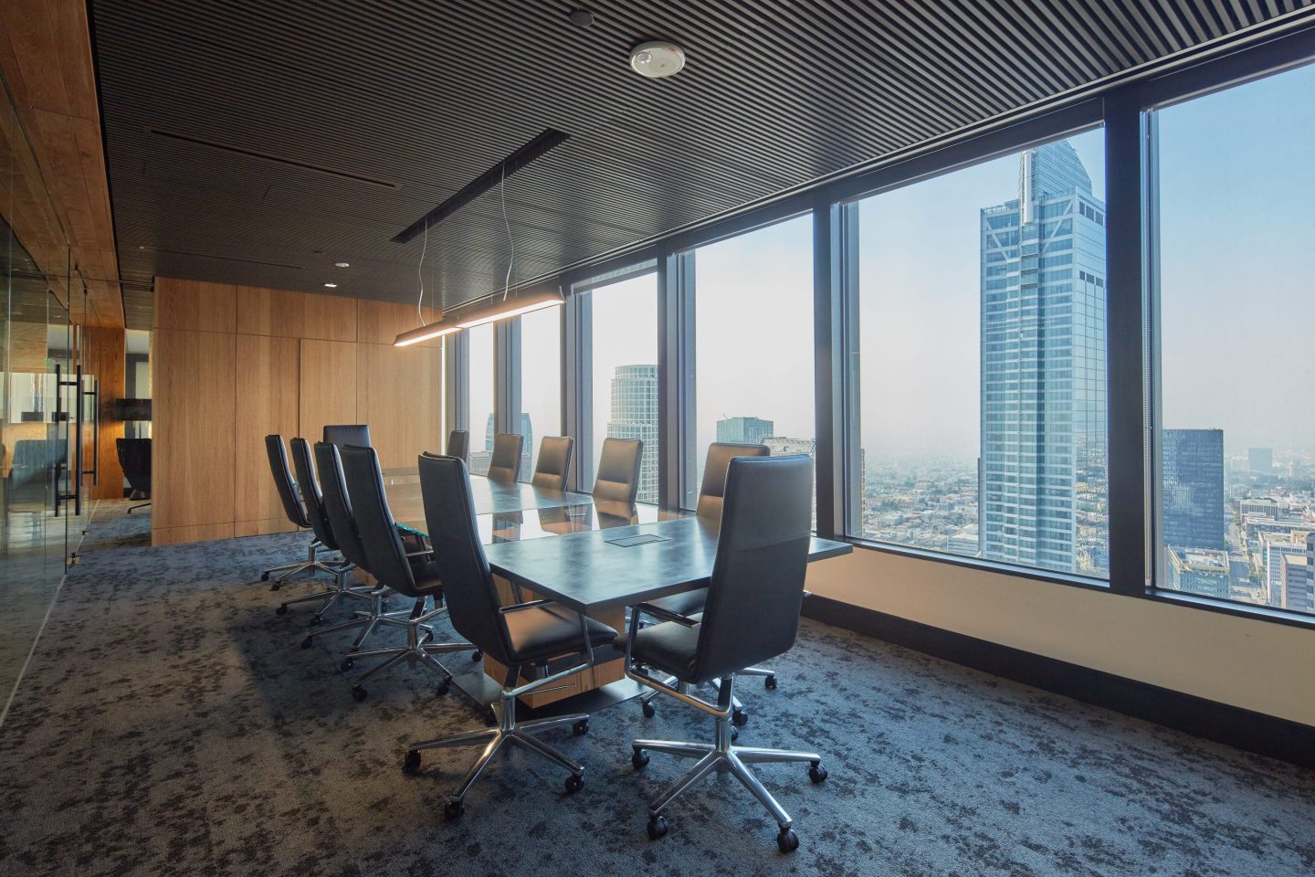 Umpqua Bank | Corporate Banking Center slideshow image