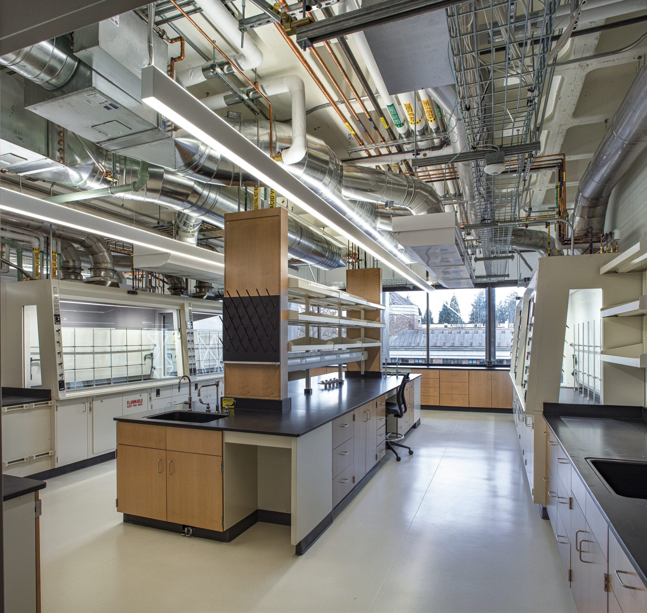 UO | Klamath Hall Synthetic Chemistry and Guillemin Laboratory Renovations hero image
