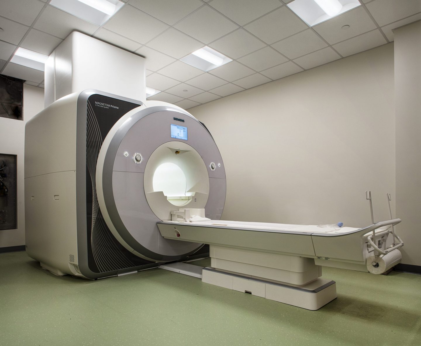 UO | Lewis Center for Neuroimaging slideshow image