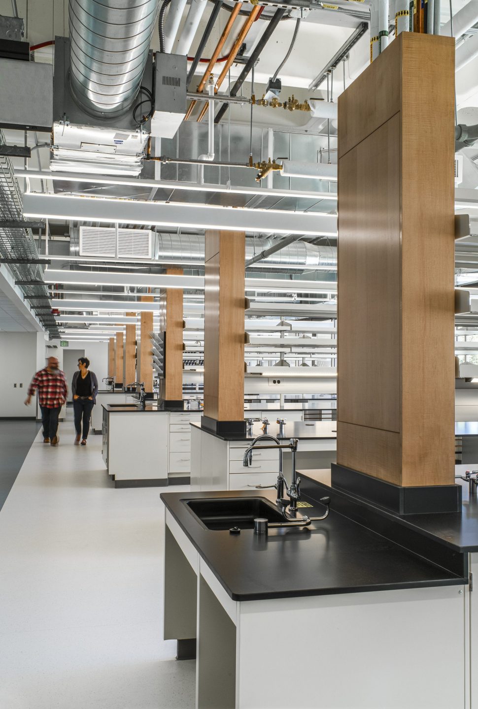 UO | Klamath Hall Synthetic Chemistry and Guillemin Laboratory Renovations slideshow image