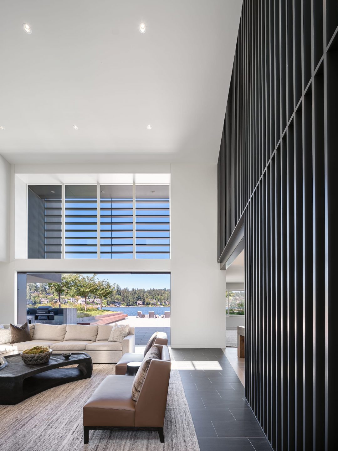 Lake House slideshow image