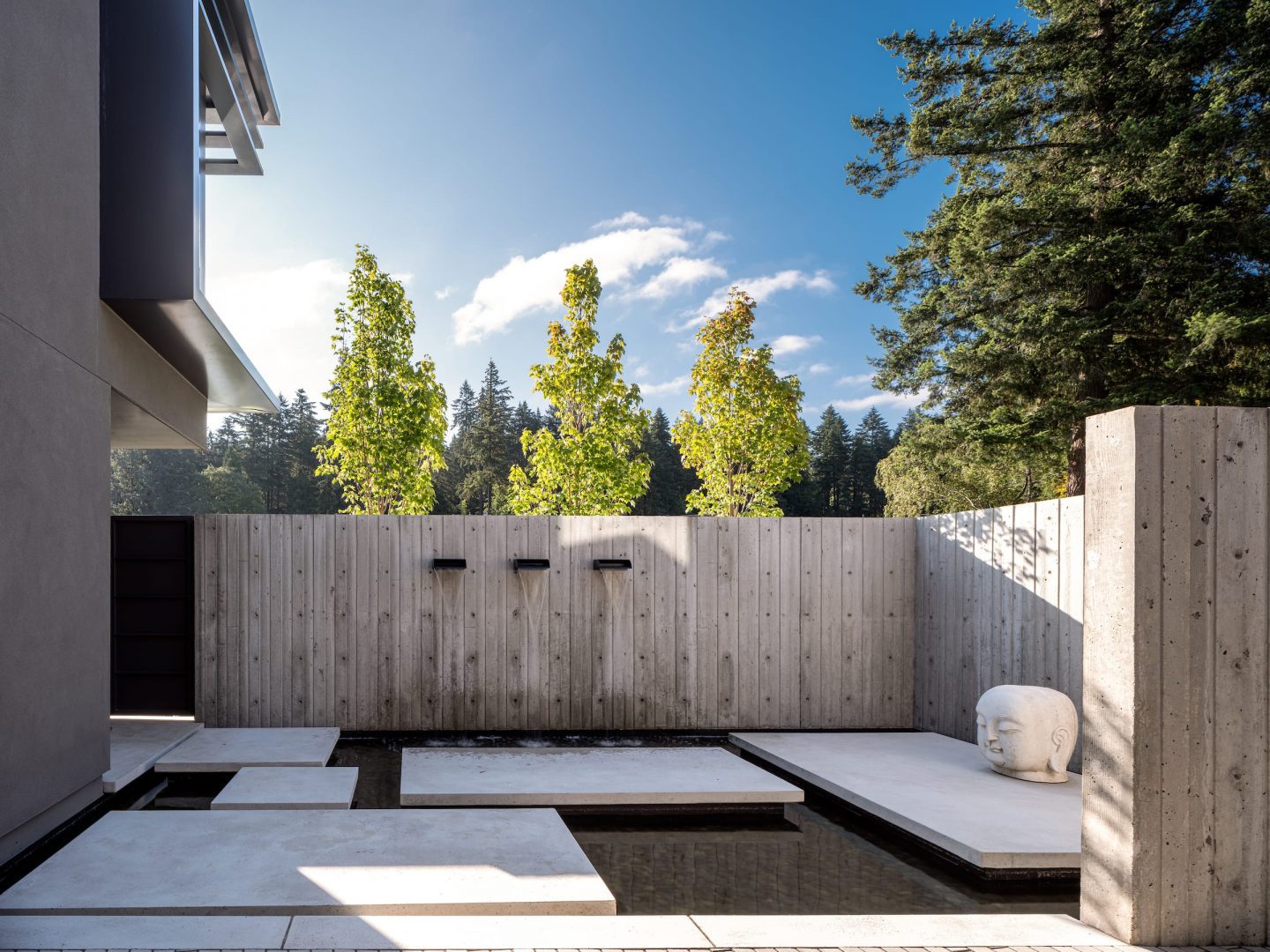 Lake House slideshow image