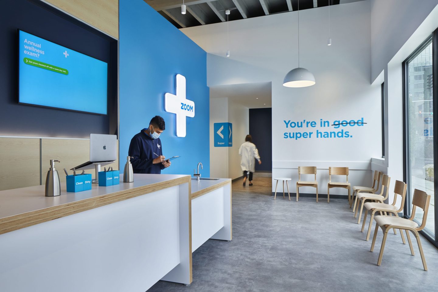 Zoom+Care | Super slideshow image