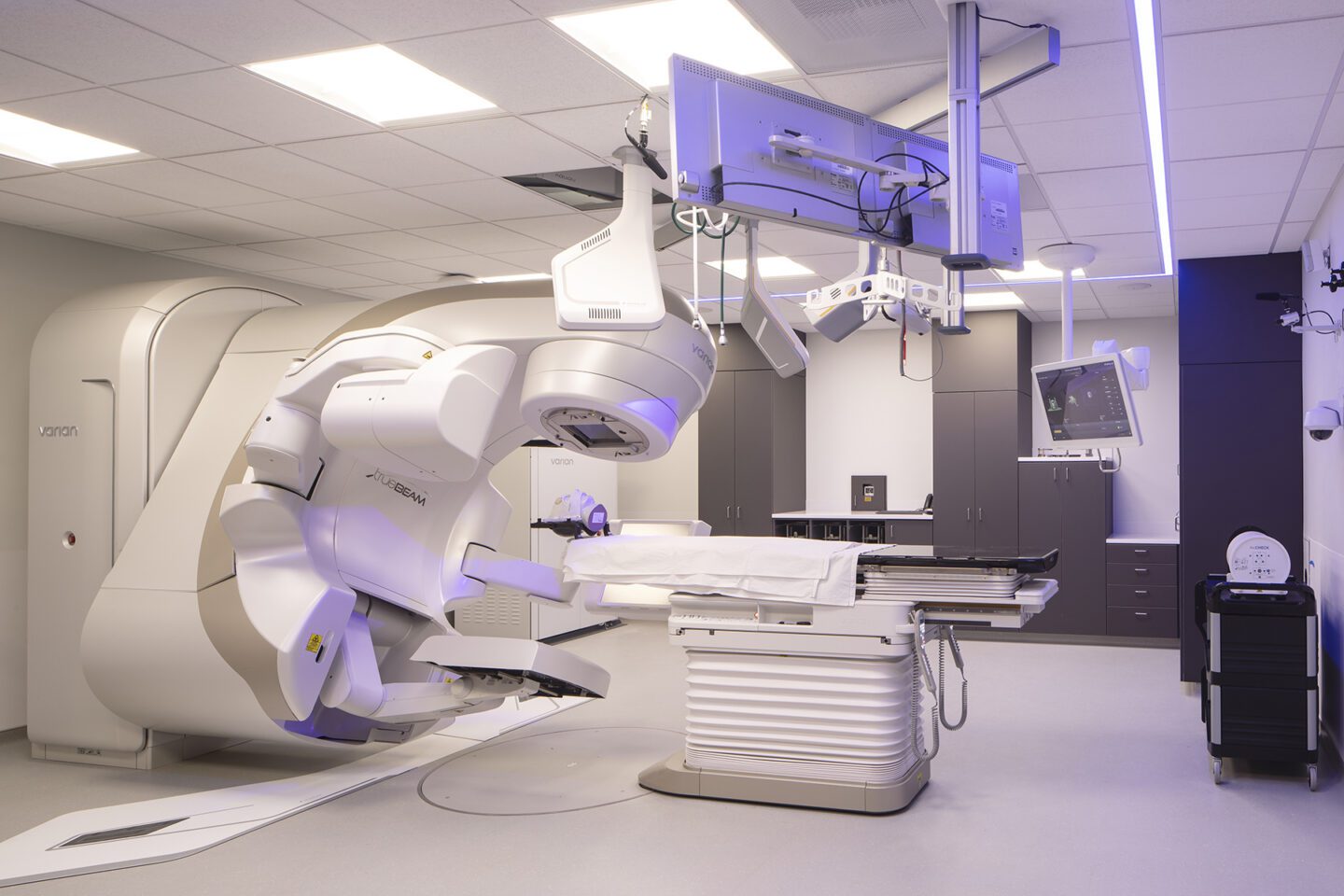 Redmond Cancer Center slideshow image