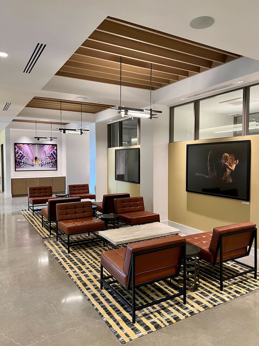Holman Riverfront Hotel slideshow image