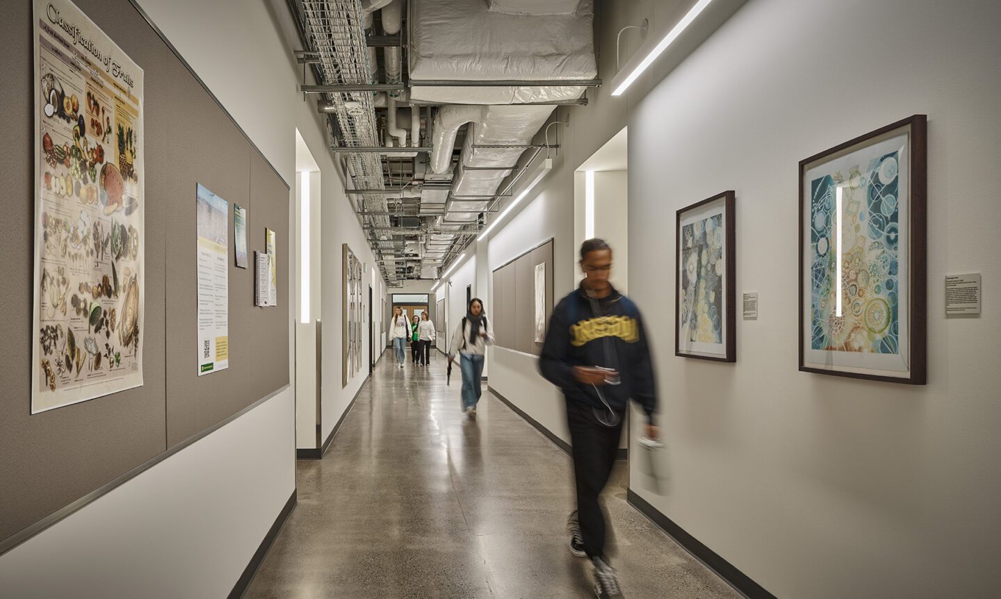 UO | Huestis Hall slideshow image